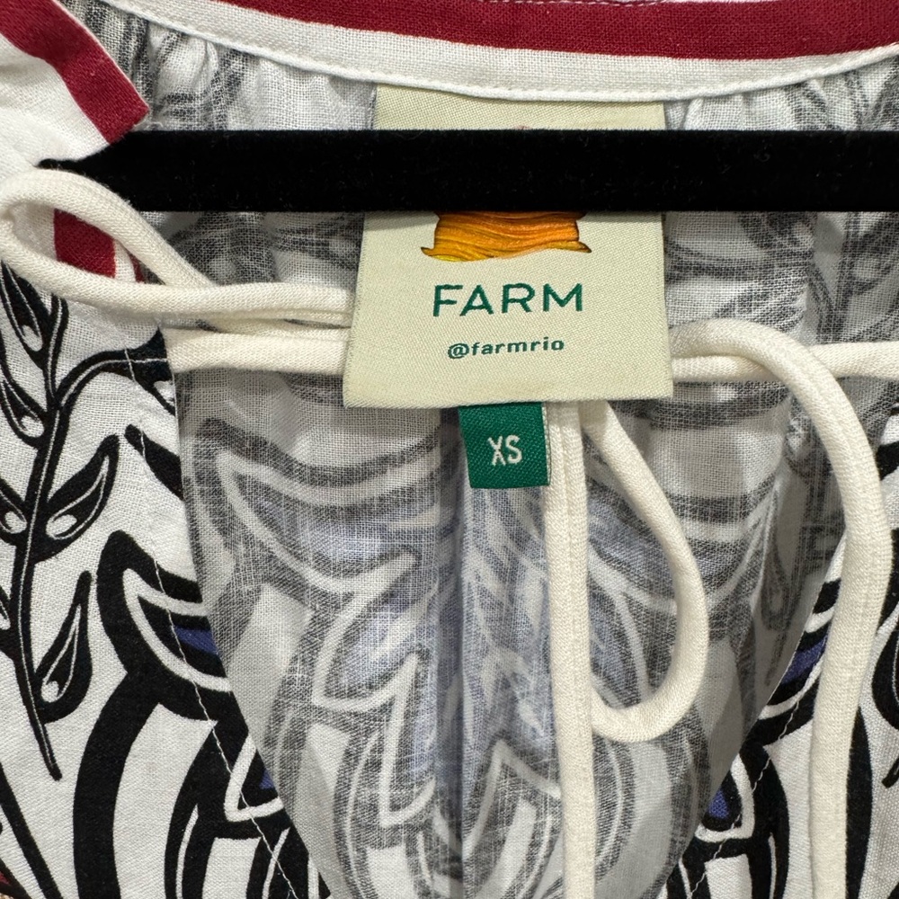 FARM Rio Camafeu Boho Glam Maxi Dress with Red, Blue & Gold Floral Print - Picture 6 of 7